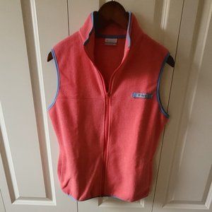 Columbia Womens Full-Zip Fleece Vest with Stand Collar in Coral. Size M. EEUC.